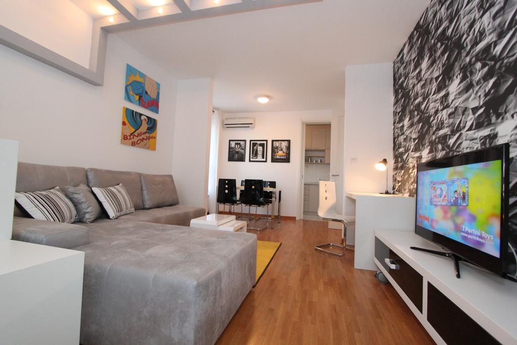 New Belgrade Apartment Neven, Parking 5 Evra Dan Esterno foto
