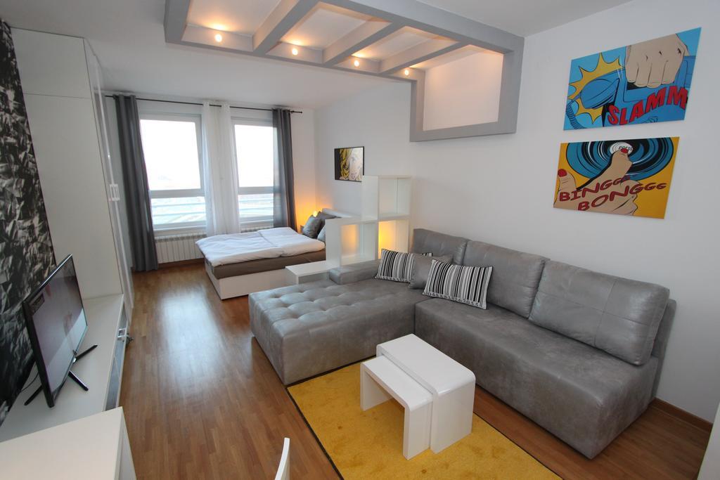 New Belgrade Apartment Neven, Parking 5 Evra Dan Esterno foto